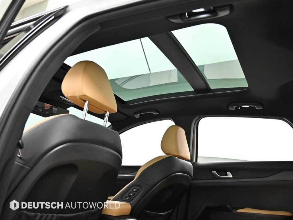 Kia K5 — photo 18