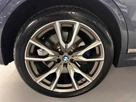 BMW X7 — photo 20