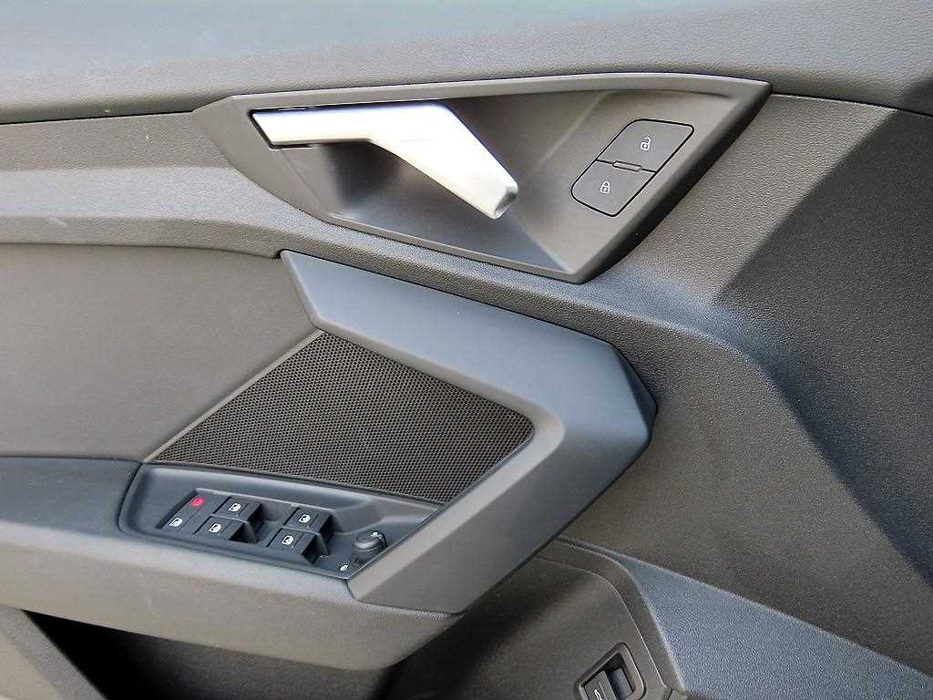 Audi A3 — photo 11