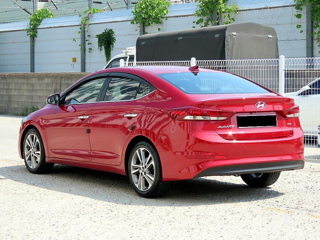 Hyundai Avante — photo 03