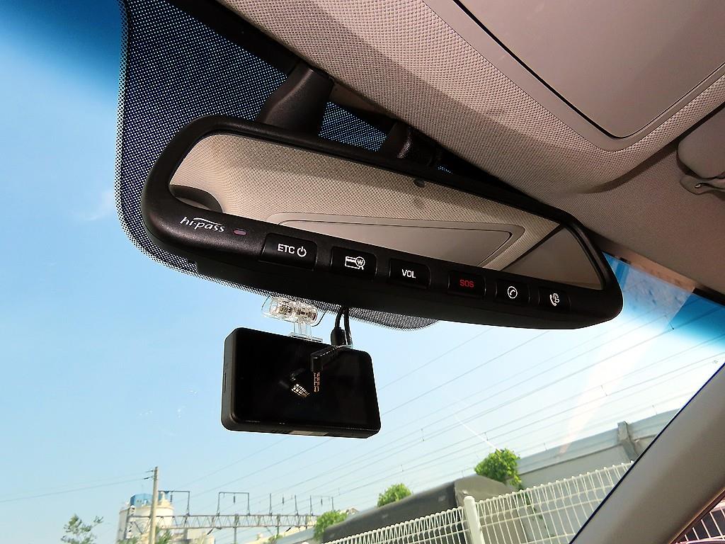 Hyundai Avante — photo 15