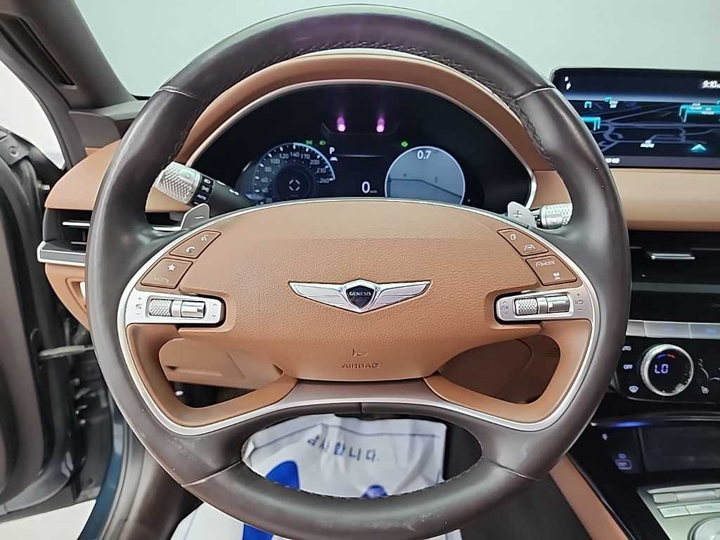 Genesis G80 — photo 09
