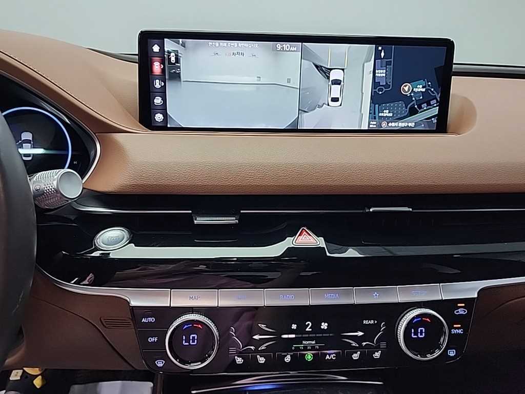 Genesis G80 — photo 10