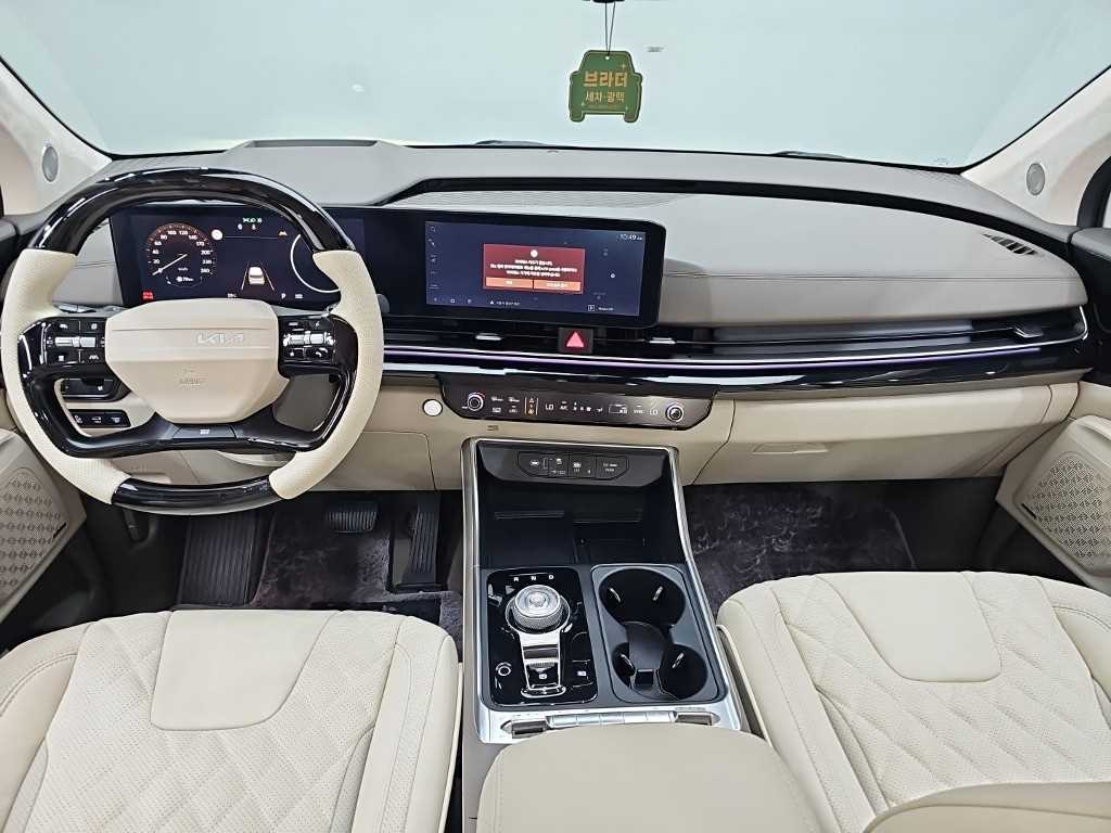 Kia Carnival — photo 07