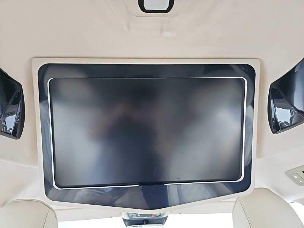 Kia Carnival — photo 16