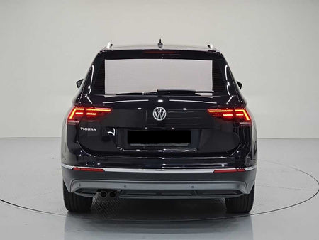 Volkswagen Tiguan — photo 03