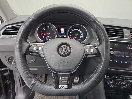 Volkswagen Tiguan — photo 09
