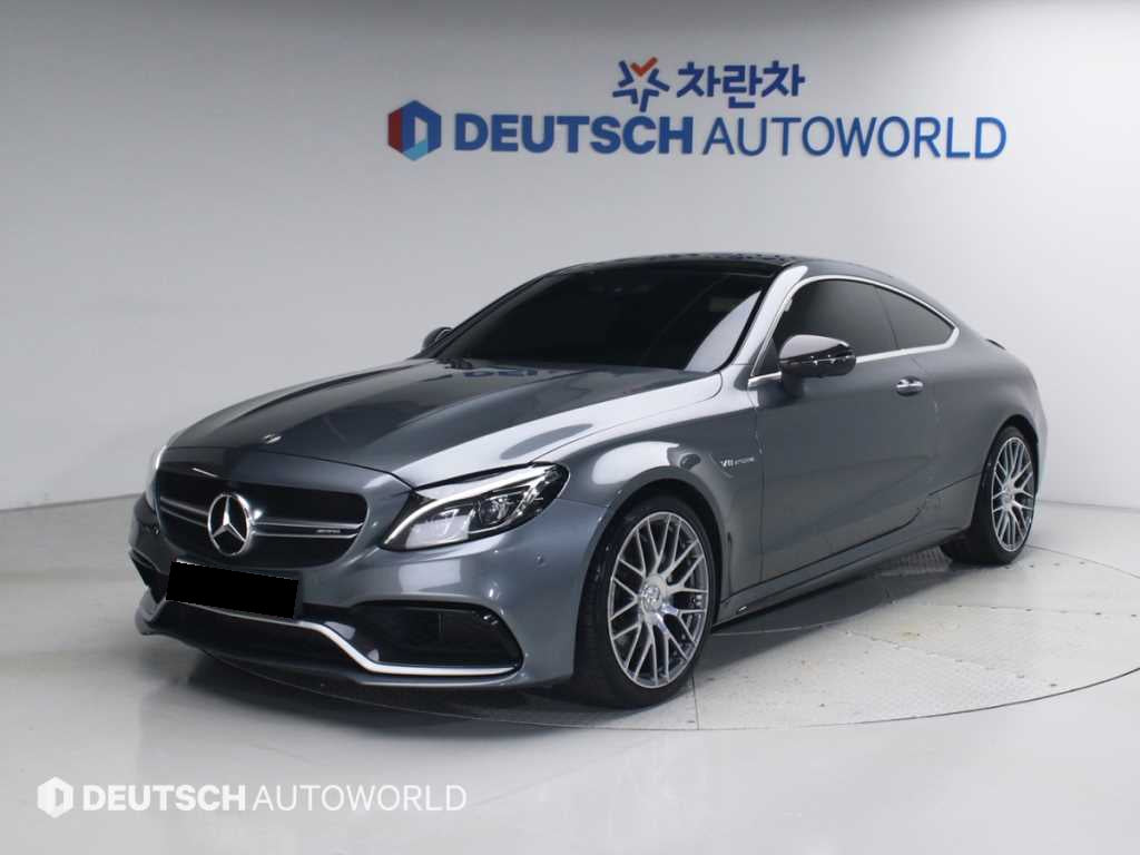 Mercedes-Benz C-Class — photo 01