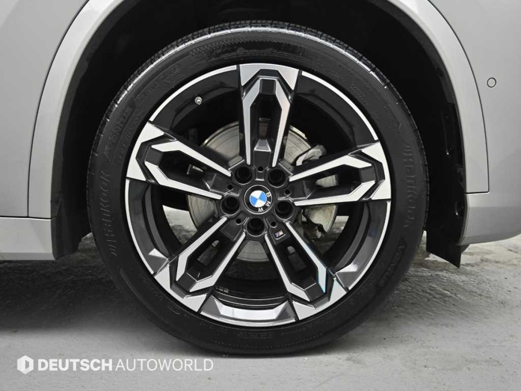 BMW X1 — photo 05