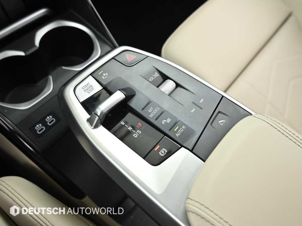BMW X1 — photo 09