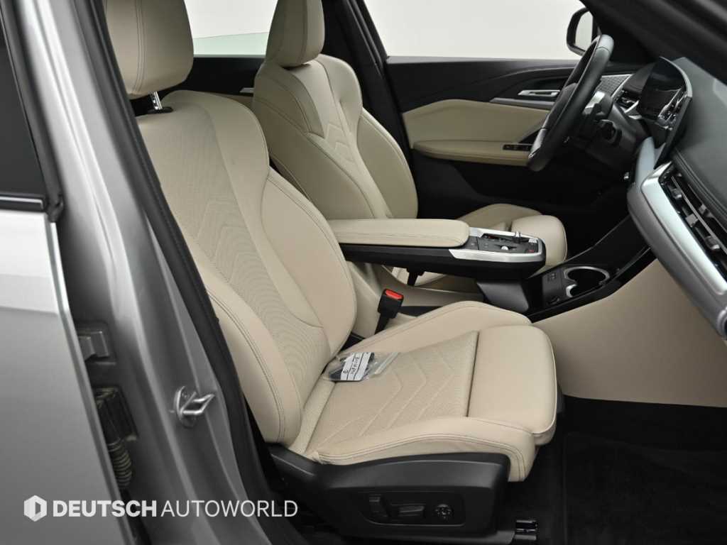 BMW X1 — photo 10