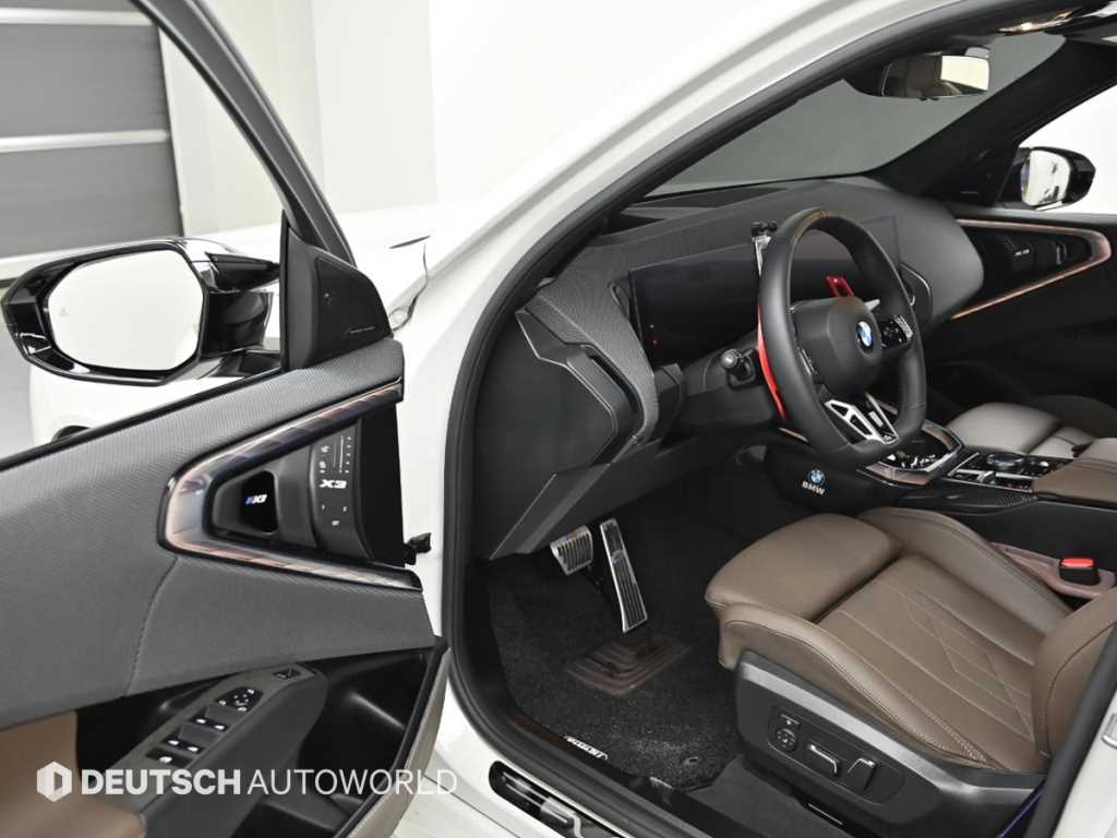 BMW X3 — photo 11
