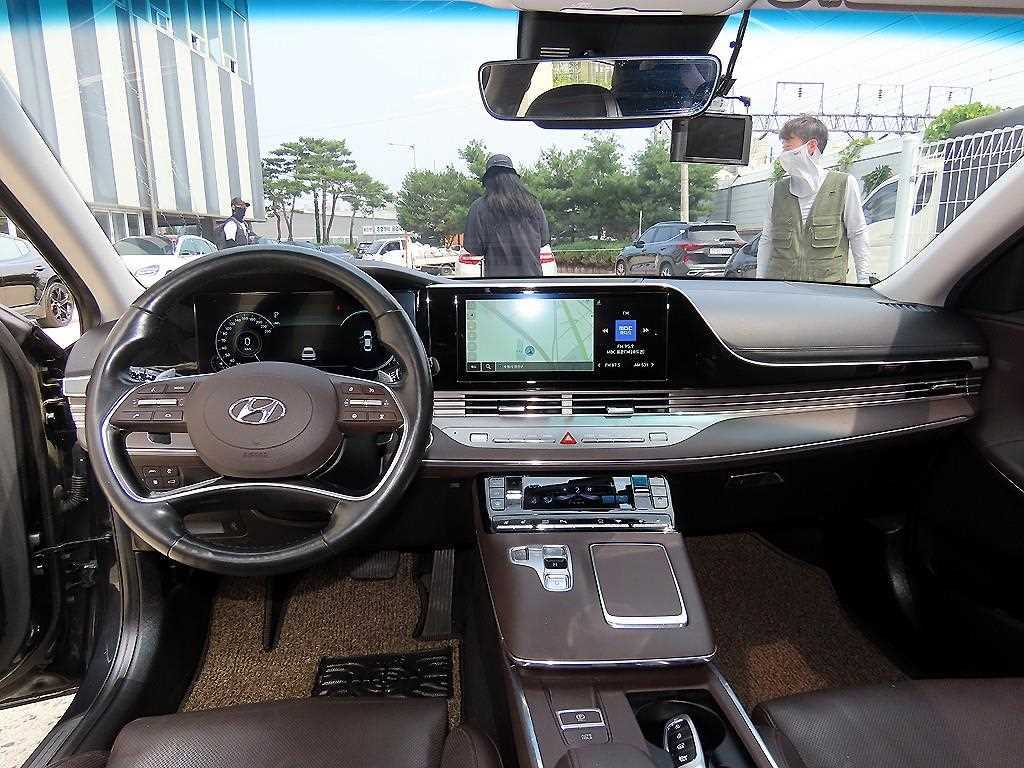 Hyundai Grandeur — photo 07