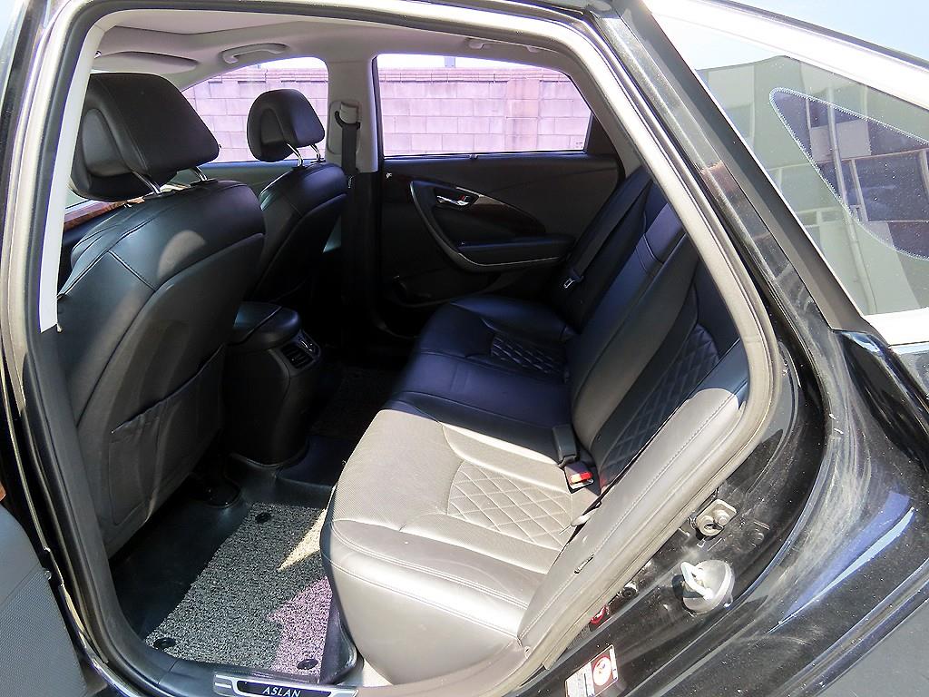 Hyundai Aslan — photo 06