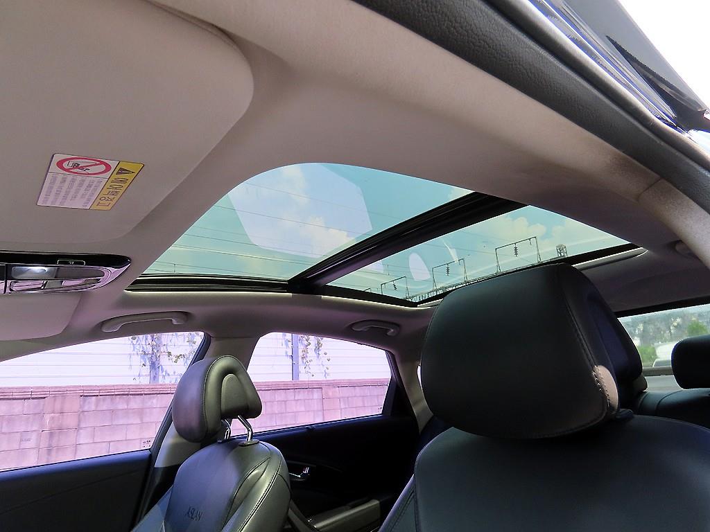 Hyundai Aslan — photo 17