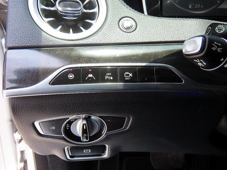 Mercedes-Benz S-Class — photo 11