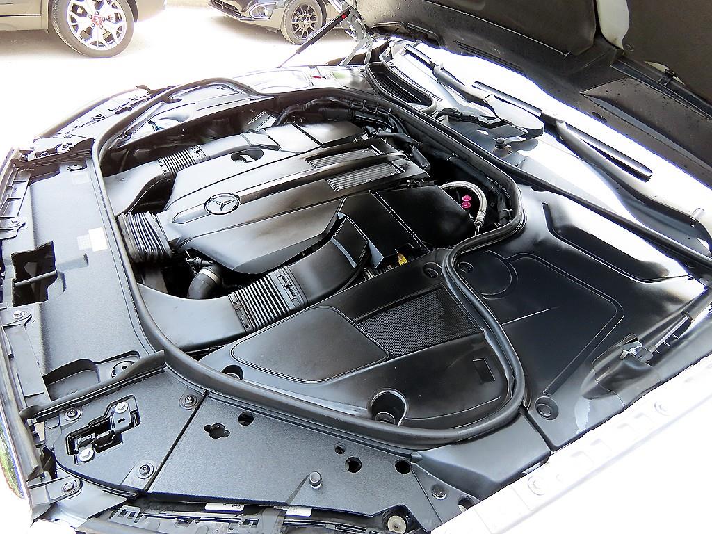 Mercedes-Benz S-Class — photo 19