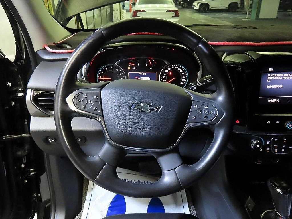 CHEVROLET Traverse — photo 08