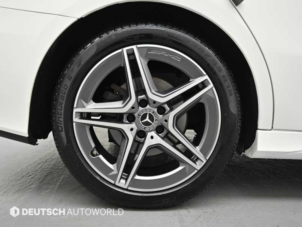 Mercedes-Benz A-Class — photo 05