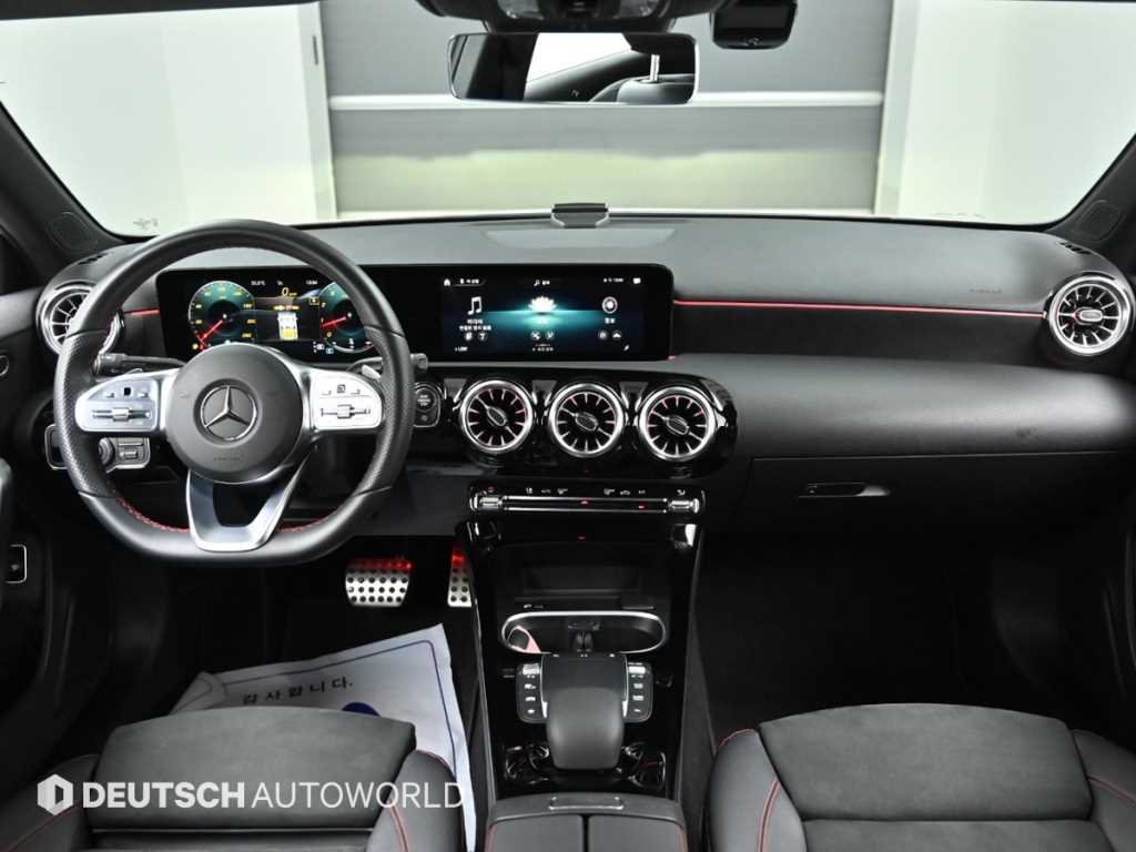 Mercedes-Benz A-Class — photo 07