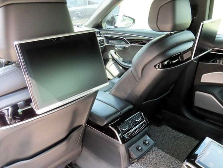 Audi A8 — photo 15