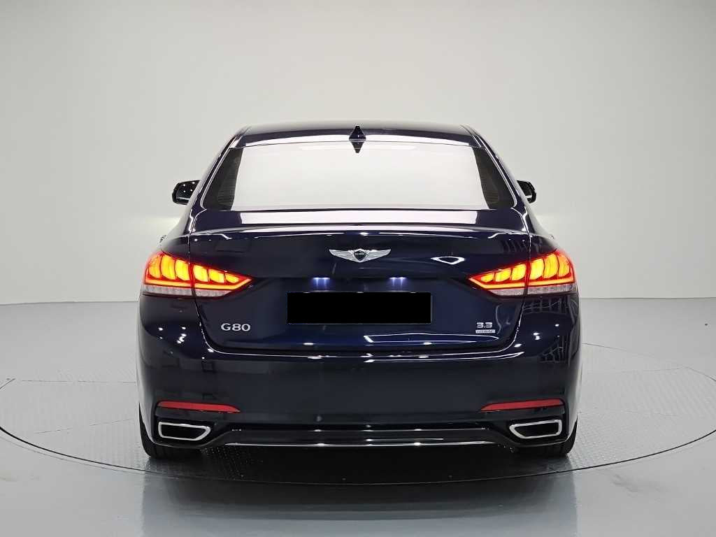 Genesis G80 — photo 03