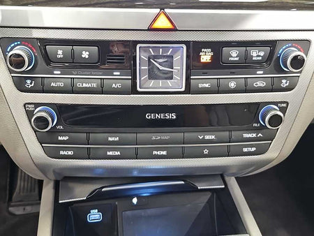 Genesis G80 — photo 10