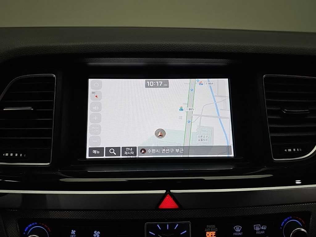 Genesis G80 — photo 15