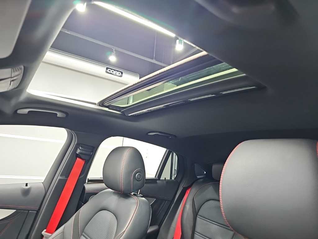 Mercedes-Benz GLC-Class — photo 14