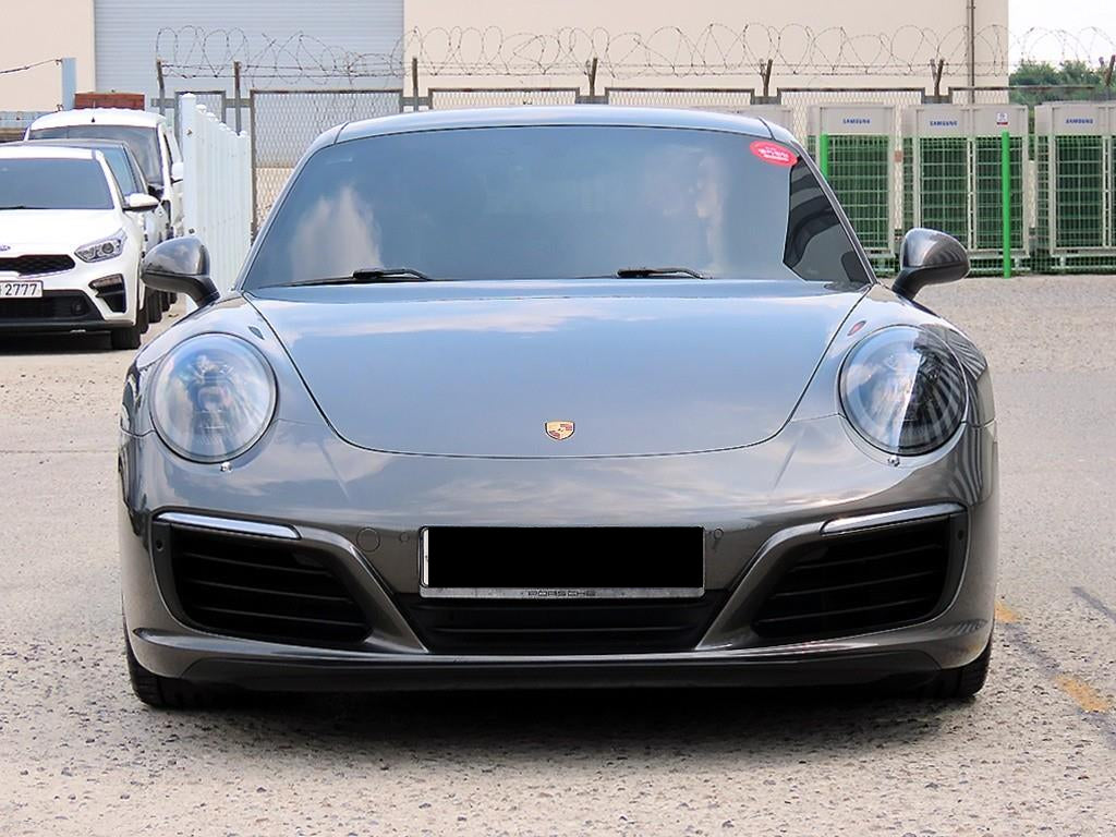 Porsche 911 — photo 01