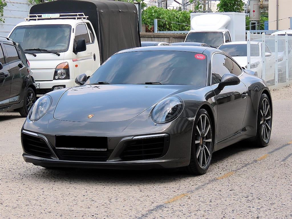 Porsche 911 — photo 02