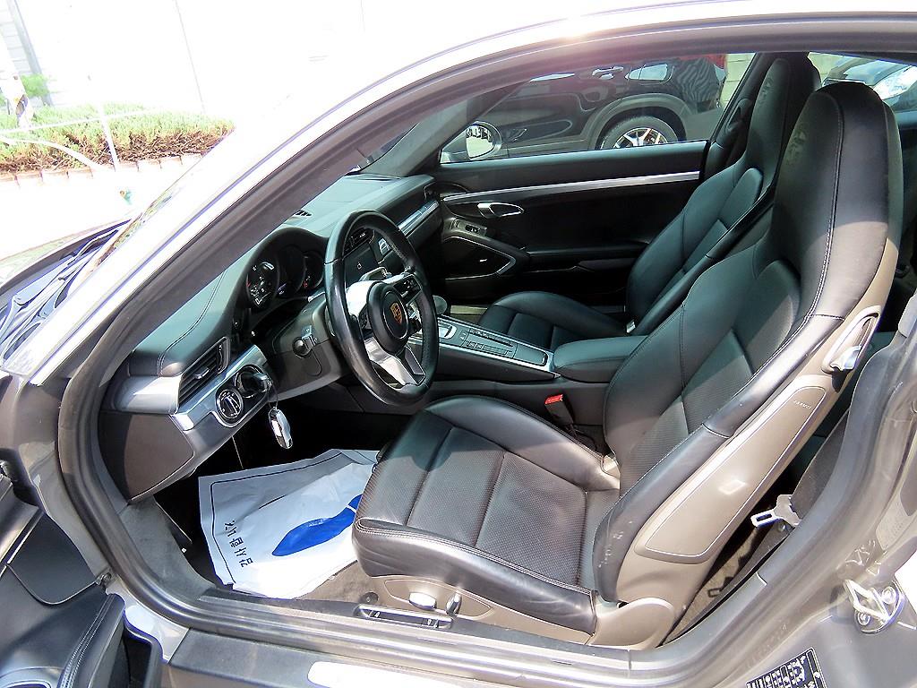 Porsche 911 — photo 05