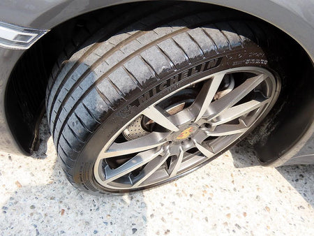Porsche 911 — photo 18