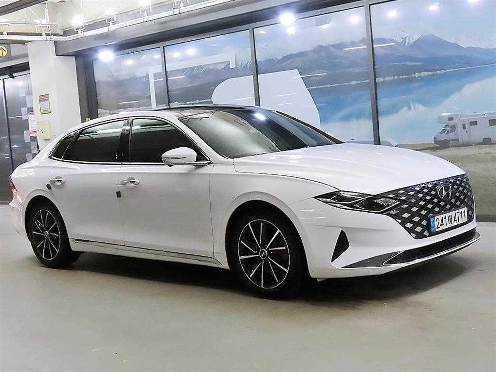 Hyundai Grandeur — photo 01