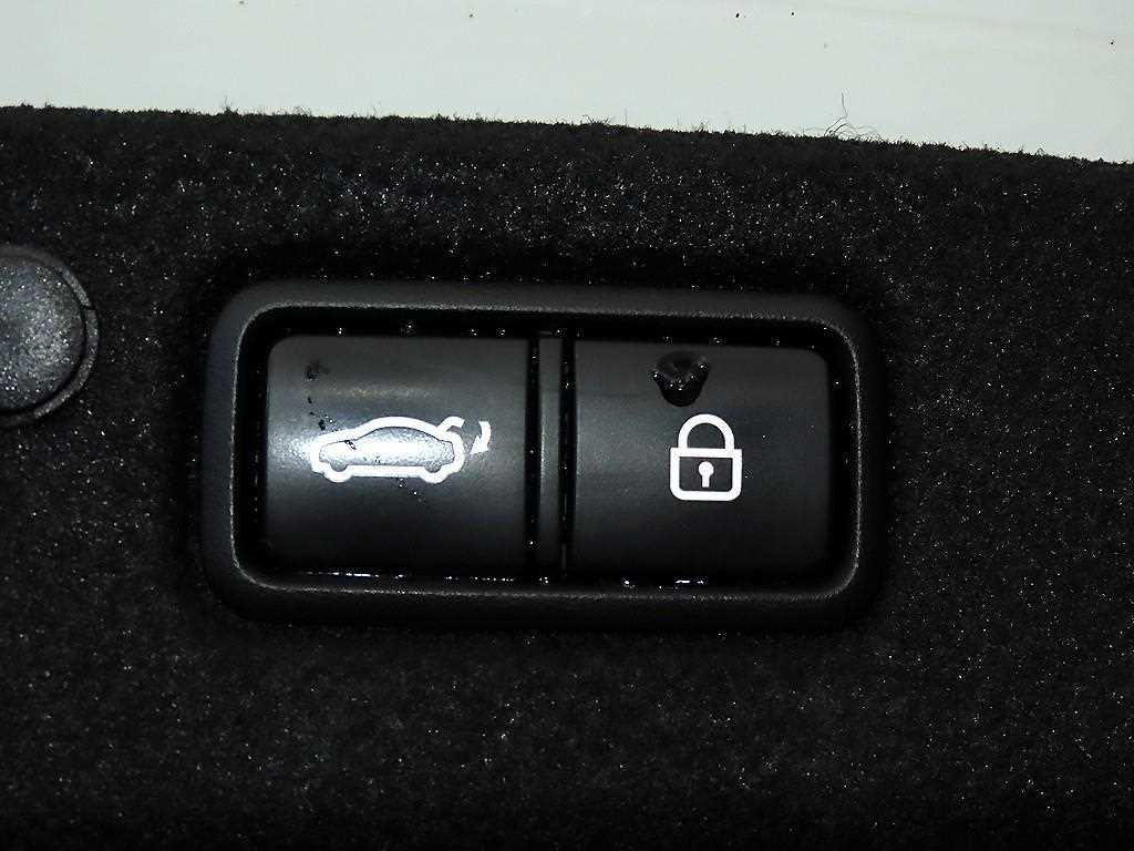 Hyundai Grandeur — photo 16