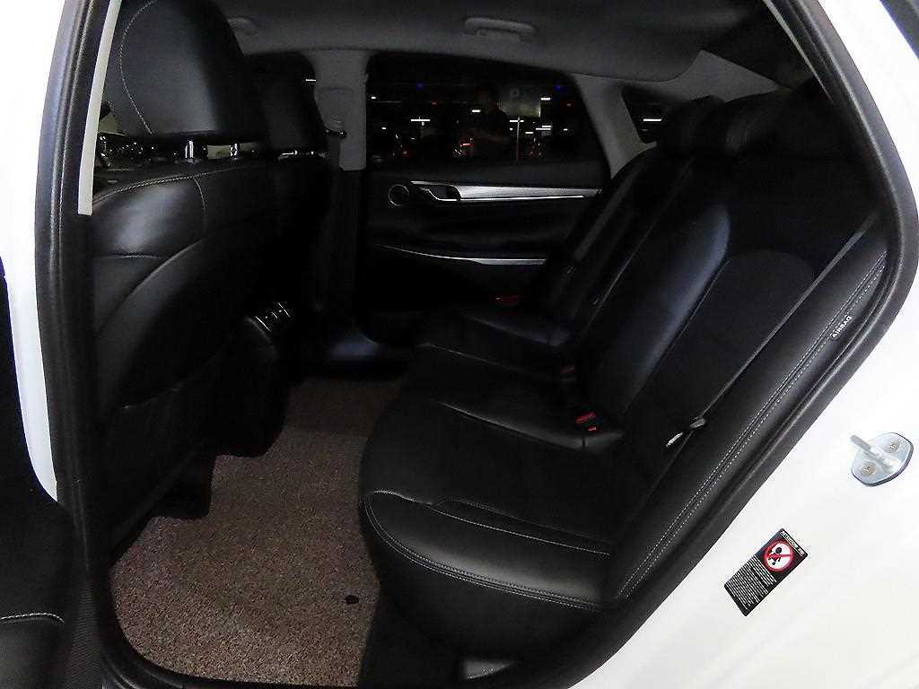 Hyundai Grandeur — photo 07