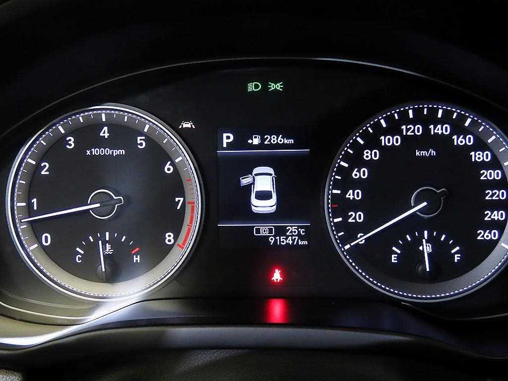 Hyundai Grandeur — photo 09