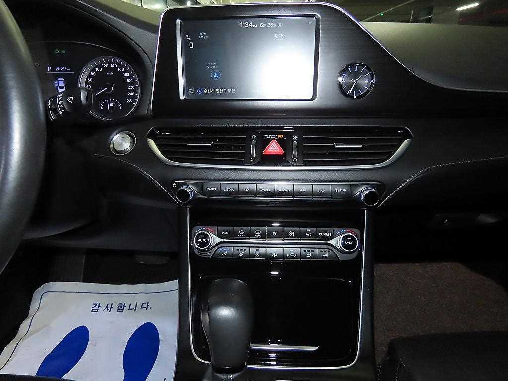 Hyundai Grandeur — photo 11