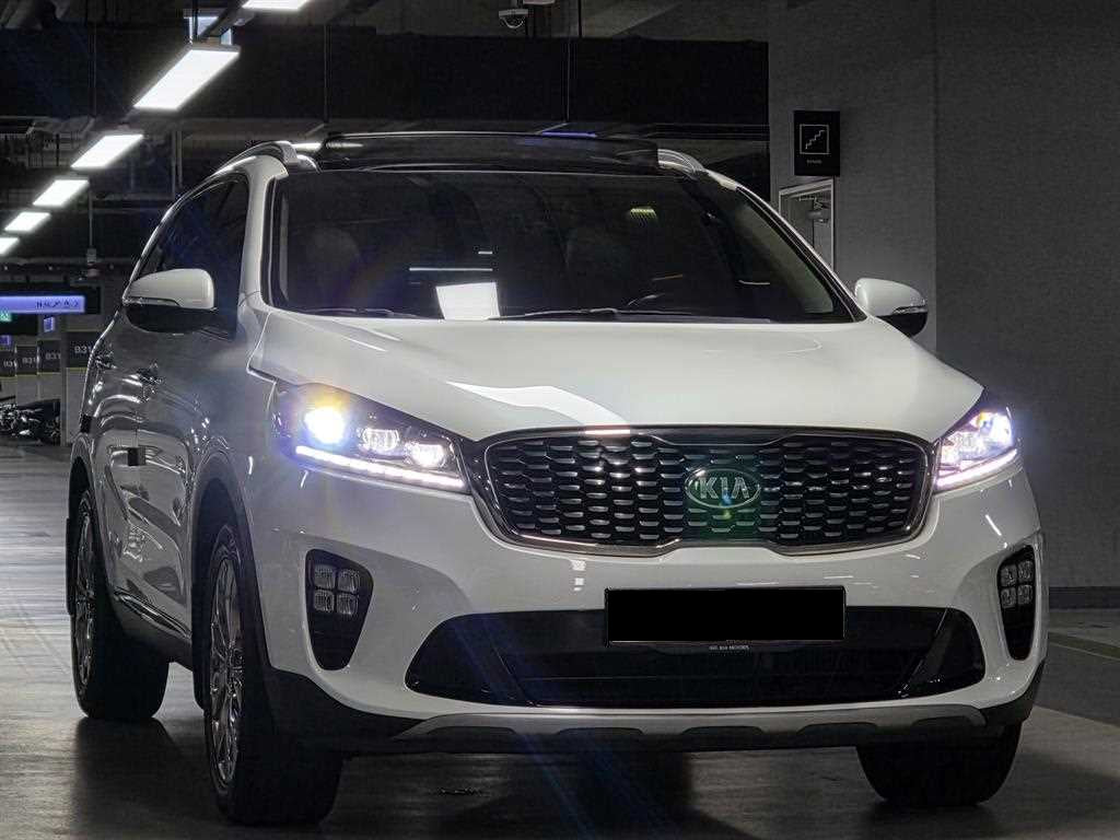 Kia Sorento — photo 03