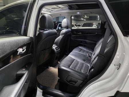 Kia Sorento — photo 08