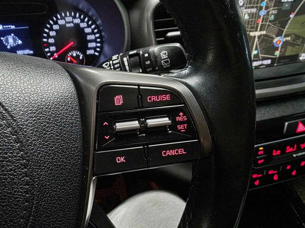 Kia Sorento — photo 14
