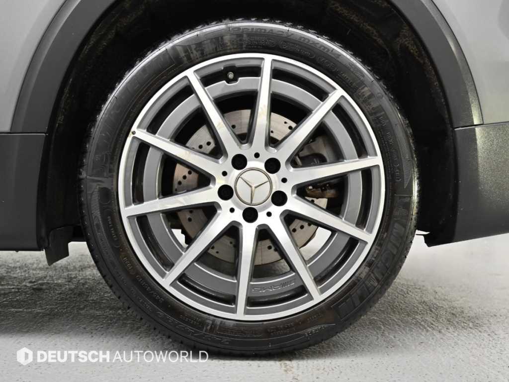 Mercedes-Benz GLB-Class — photo 05