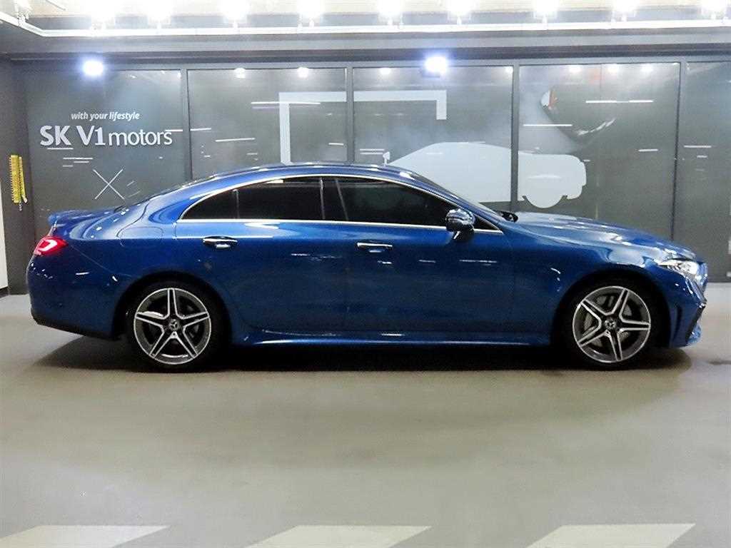 Mercedes-Benz CLS-Class — photo 03