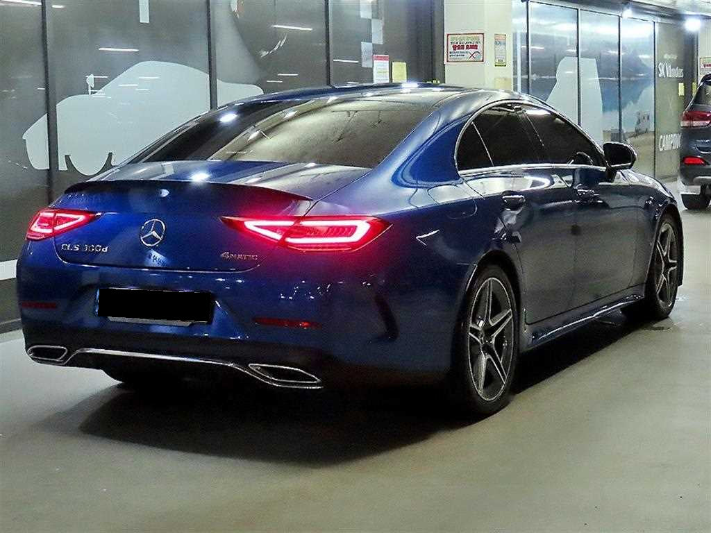 Mercedes-Benz CLS-Class — photo 04