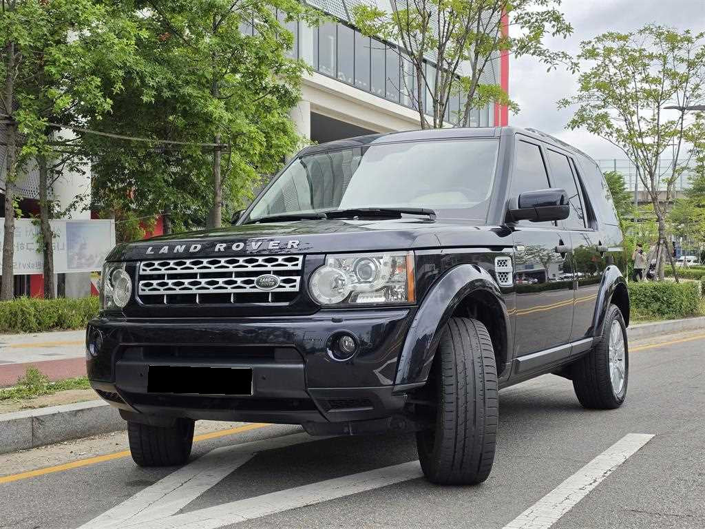 Land Rover Discovery — photo 02