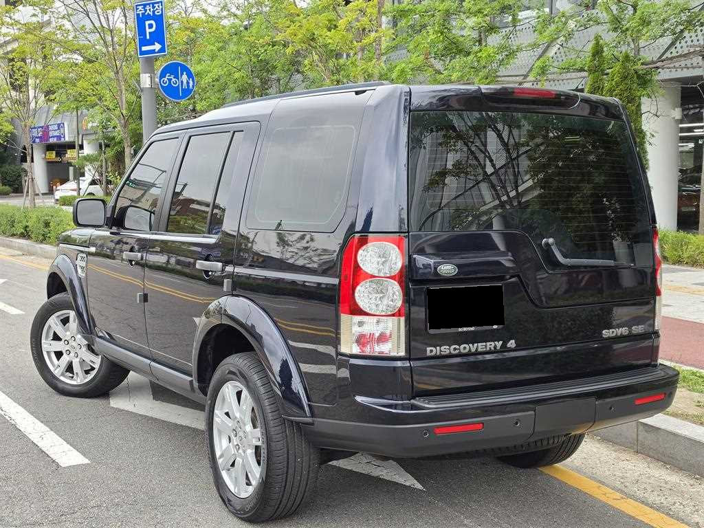 Land Rover Discovery — photo 05