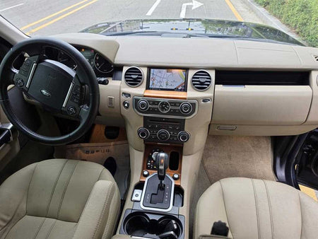 Land Rover Discovery — photo 13