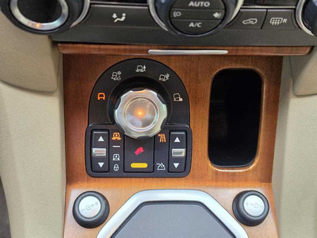 Land Rover Discovery — photo 19