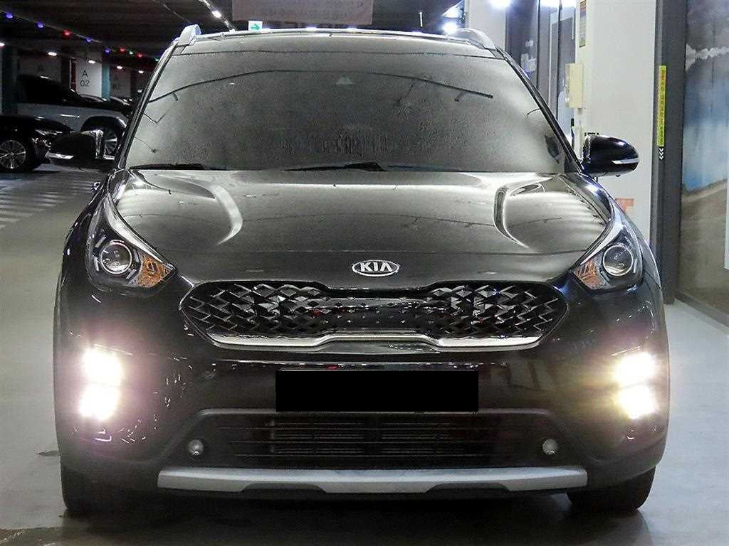 Kia Niro — photo 02