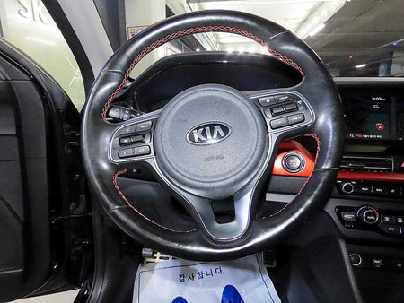 Kia Niro — photo 08